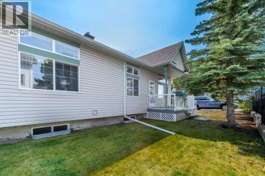 25 Prestwick Pond Terrace SE Calgary Alberta photo 32