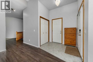 25 Prestwick Pond Terrace SE Calgary Alberta photo 5