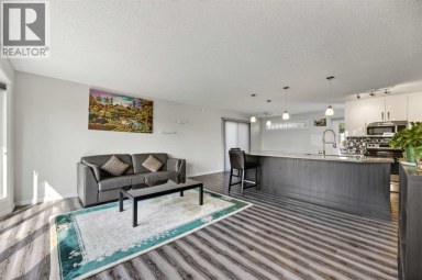 8035 Huntwick Crescent NE Calgary Alberta photo 4