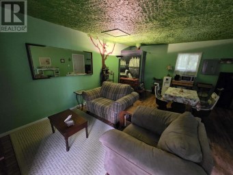 5383 Ellwood BLVD Hilton Ontario photo 11