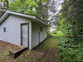 5383 Ellwood BLVD Hilton Ontario photo 6