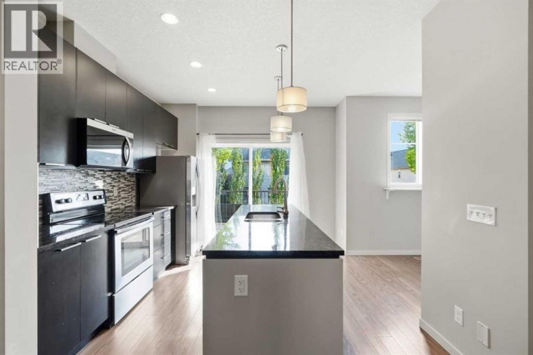 209 Copperpond Row SE, Calgary, Alberta, T2Z1H2