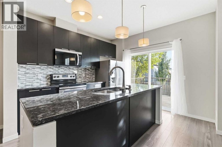 209 Copperpond Row SE, Calgary, Alberta, T2Z1H2