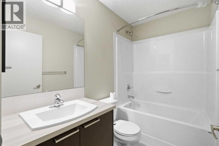 209 Copperpond Row SE, Calgary, Alberta, T2Z1H2