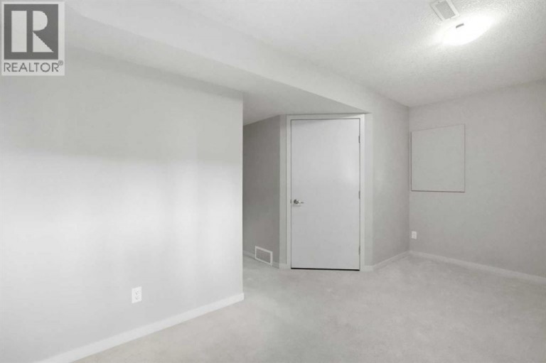 209 Copperpond Row SE, Calgary, Alberta, T2Z1H2