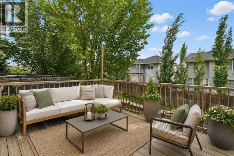 209 Copperpond Row SE, Calgary, Alberta, T2Z1H2