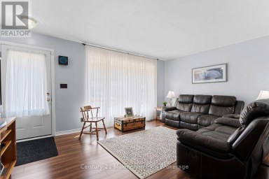 148 7TH AVENUE E Owen Sound Ontario photo 10