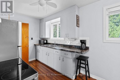 148 7TH AVENUE E Owen Sound Ontario photo 15