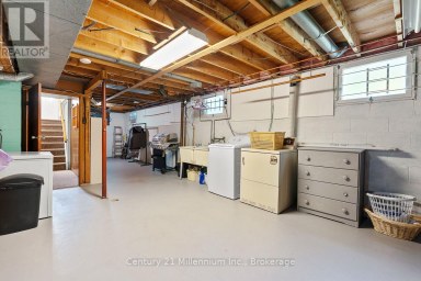 148 7TH AVENUE E Owen Sound Ontario photo 32