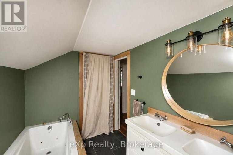 805092 SIDEROAD 25, Grey Highlands, Ontario, N0C1H0