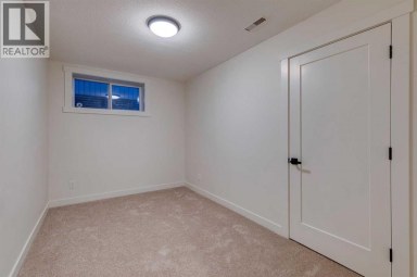 16 Simcrest Point SW Calgary Alberta photo 43