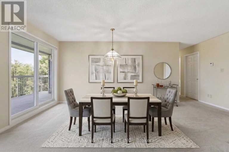 205C - 1099 CLONSILLA AVENUE, Peterborough (Otonabee Ward 1), Ontario, K9J8L8