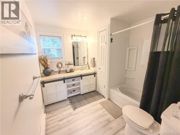 36 First Street, Sussex Corner, New Brunswick, E4E5J3