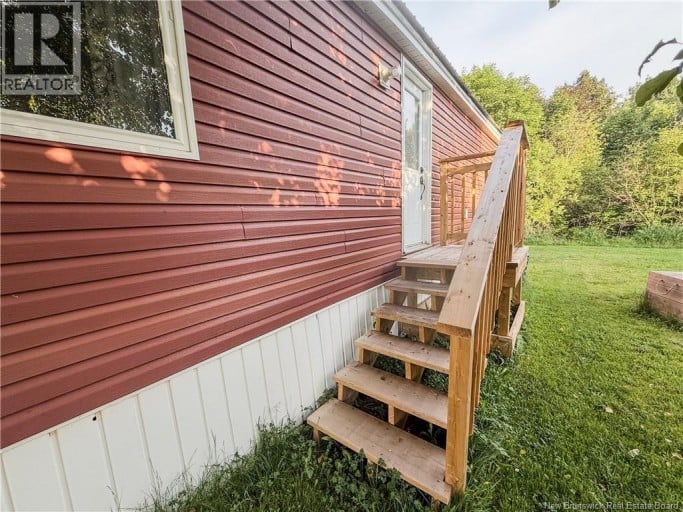 36 First Street, Sussex Corner, New Brunswick, E4E5J3
