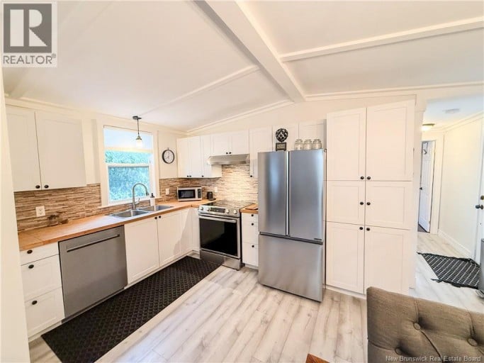 36 First Street, Sussex Corner, New Brunswick, E4E5J3