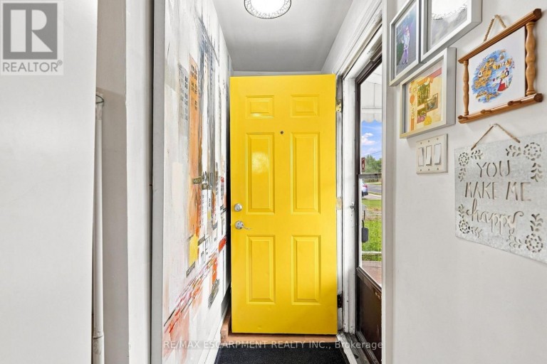 328 WOODWARD AVENUE, Hamilton (McQuesten), Ontario, L8H6N5
