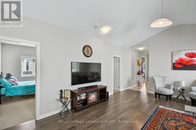 214 SPRINGFIELD CRESCENT, Clearview (Stayner), Ontario, L0M1S0