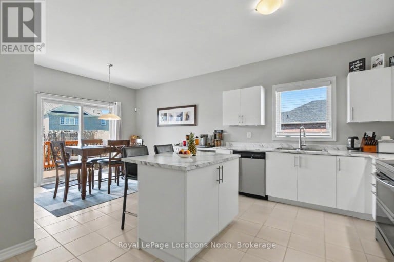 214 SPRINGFIELD CRESCENT, Clearview (Stayner), Ontario, L0M1S0
