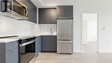 #1707 - 1606 CHARLES STREET Whitby (Port Whitby) Ontario photo 18