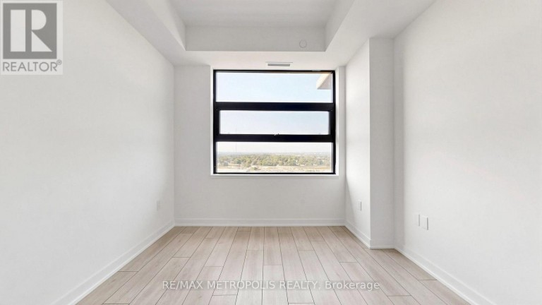 #1707 - 1606 CHARLES STREET, Whitby (Port Whitby), Ontario, L1N0P1