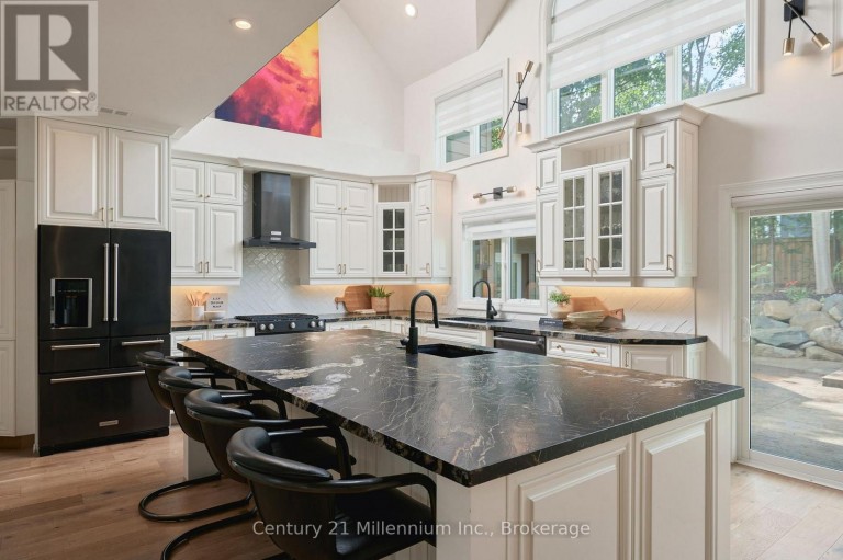 129 BLUESKI GEORGE CRESCENT, Blue Mountains, Ontario, L9Y0S9