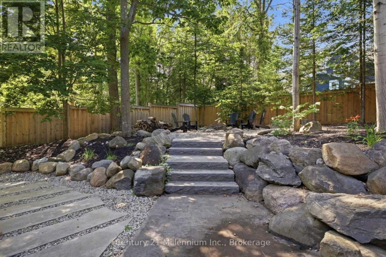 129 BLUESKI GEORGE CRESCENT, Blue Mountains, Ontario, L9Y0S9