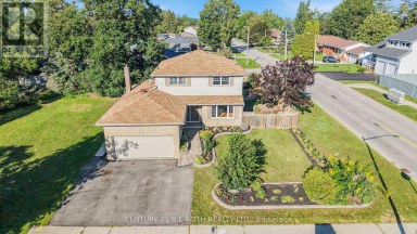 104 WOODSIDE DRIVE Orillia Ontario photo 1