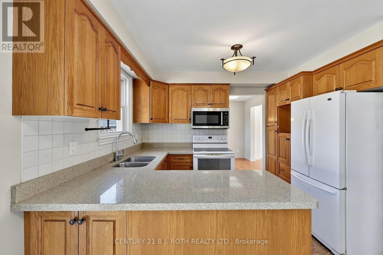 104 WOODSIDE DRIVE, Orillia, Ontario, L3V7N7