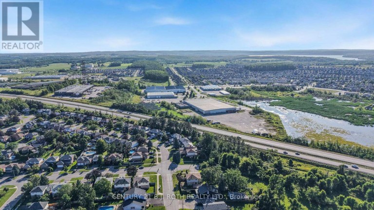104 WOODSIDE DRIVE, Orillia, Ontario, L3V7N7