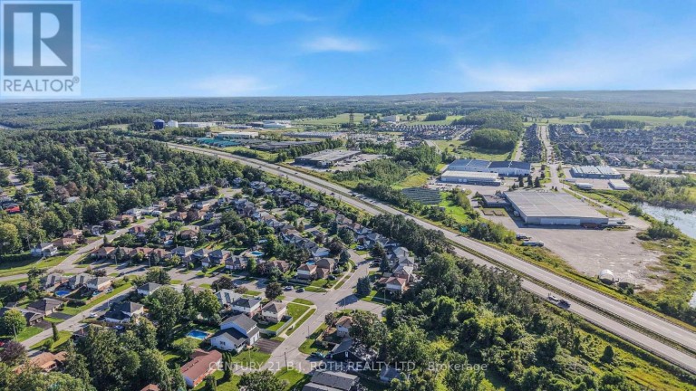 104 WOODSIDE DRIVE, Orillia, Ontario, L3V7N7