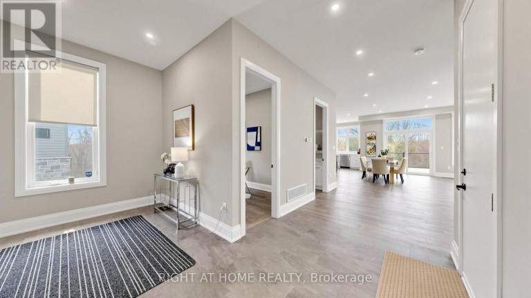 14 DIXON COURT, Barrie (Painswick North), Ontario, L4N7H1