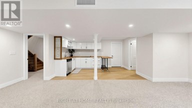 14 DIXON COURT Barrie (Painswick North) Ontario photo 36