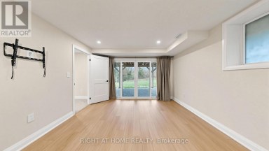 14 DIXON COURT Barrie (Painswick North) Ontario photo 38
