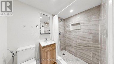 14 DIXON COURT Barrie (Painswick North) Ontario photo 39