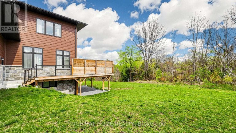 14 DIXON COURT, Barrie (Painswick North), Ontario, L4N7H1