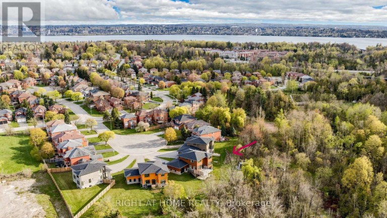 14 DIXON COURT, Barrie (Painswick North), Ontario, L4N7H1