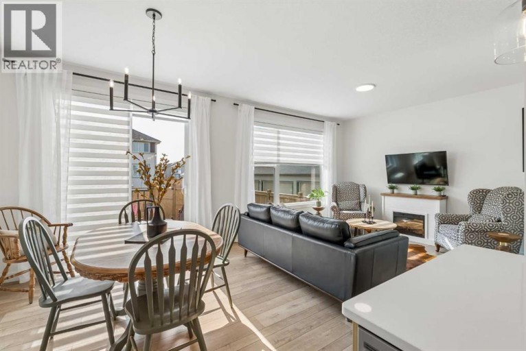 2 Belgian Court, Cochrane, Alberta, T4C3H5