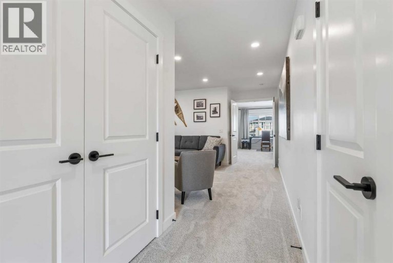 2 Belgian Court, Cochrane, Alberta, T4C3H5