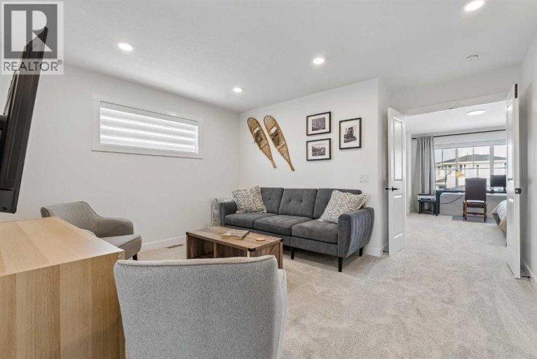 2 Belgian Court, Cochrane, Alberta, T4C3H5