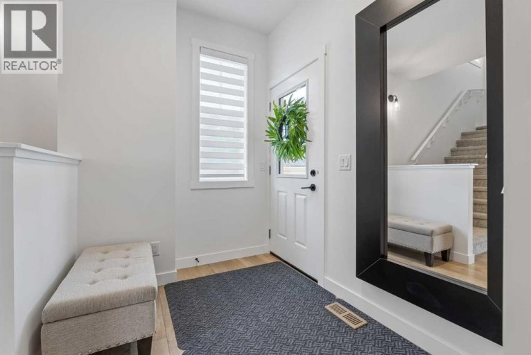 2 Belgian Court, Cochrane, Alberta, T4C3H5