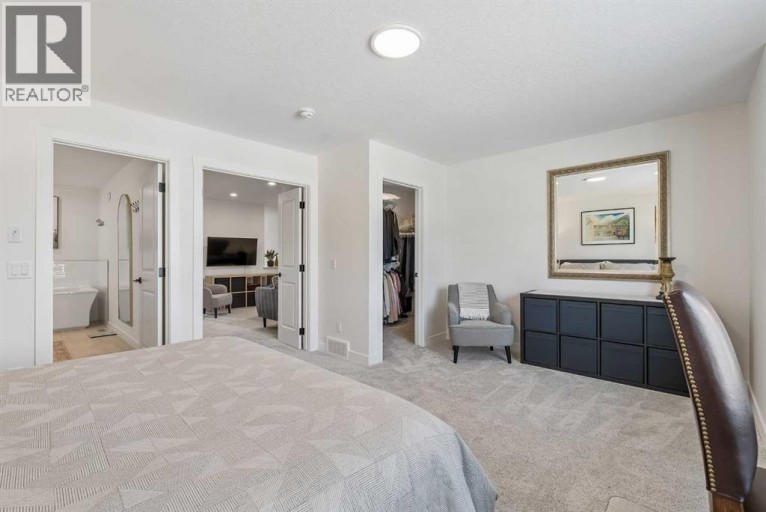 2 Belgian Court, Cochrane, Alberta, T4C3H5