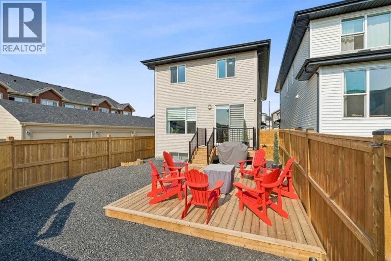 2 Belgian Court, Cochrane, Alberta, T4C3H5