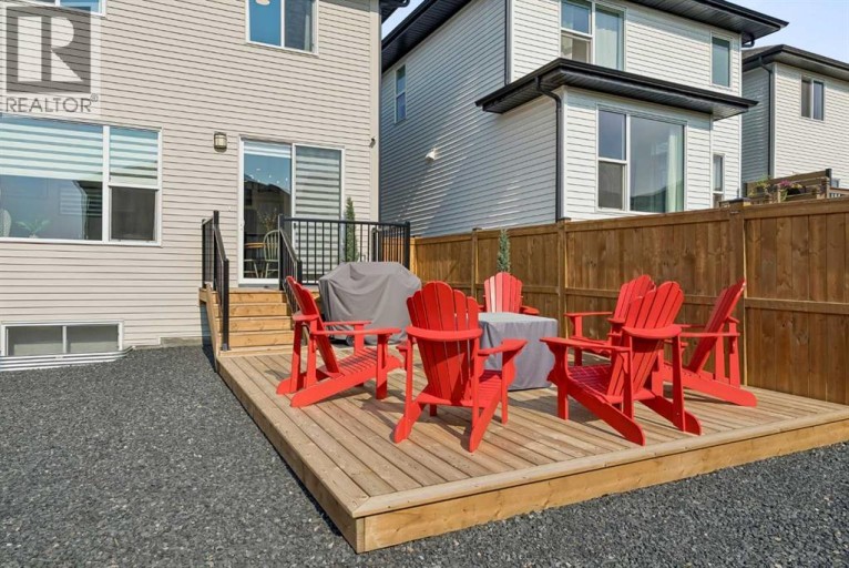2 Belgian Court, Cochrane, Alberta, T4C3H5