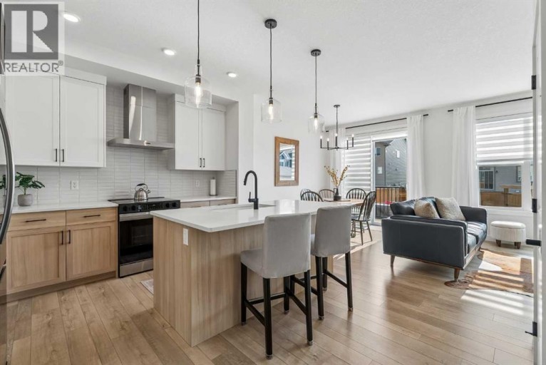 2 Belgian Court, Cochrane, Alberta, T4C3H5