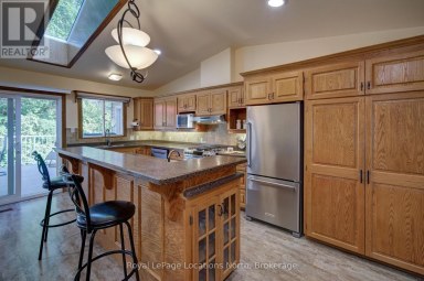 2225 TINY BEACHES ROAD S Tiny Ontario photo 14