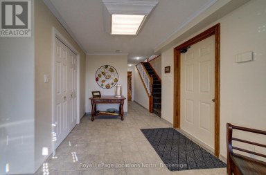 2225 TINY BEACHES ROAD S Tiny Ontario photo 8