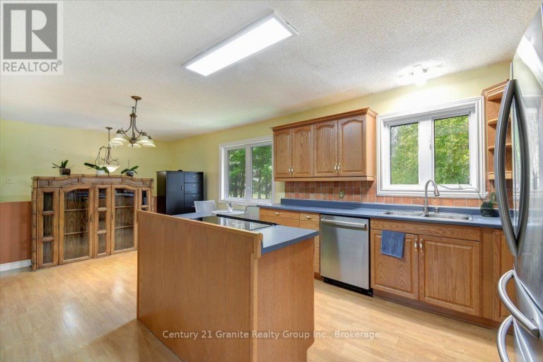 32 FIREHALL LANE, Hastings Highlands (Herschel Ward), Ontario, K0L1C0