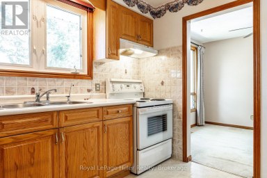 278 ELGIN CRESCENT Stratford Ontario photo 16