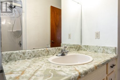 278 ELGIN CRESCENT Stratford Ontario photo 19