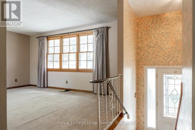 278 ELGIN CRESCENT Stratford Ontario photo 4